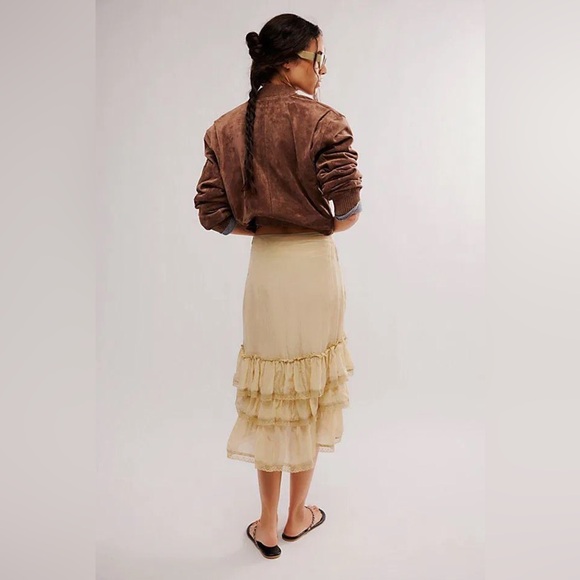 NWT FREE PEOPLE Calliope Ruffle Midi Skirt - Picture 4 of 10